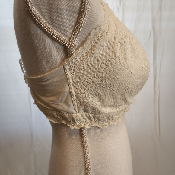 Auden Women's Razorback Bralette - Picture 8 of 14